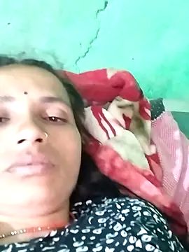 Snapshot of KIRTI12_HOT chatting on 22, 11, 2025 KIRTI12 HOT online show from 22, 11, 2025