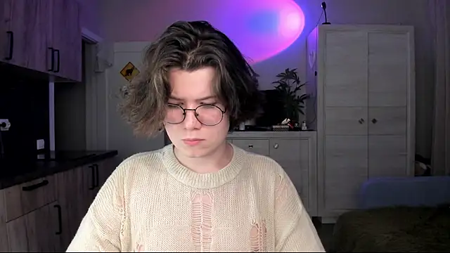 Derek Shameless online show from 12, 7, 2026