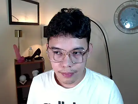 keirflorianxx online show from 18, 10, 2025