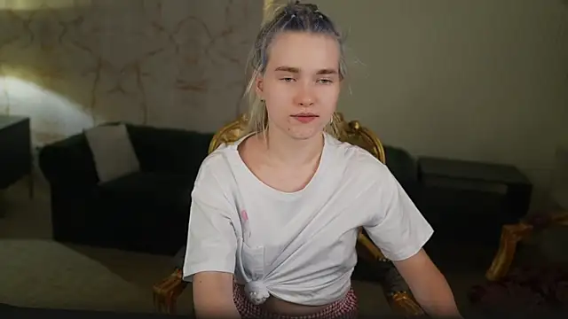 Ava kiss054 online show from 13, 3, 2026