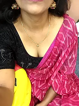 Snapshot of Marathi_rani2 chatting on 24, 10, 2025 Marathi rani2 online show from 24, 10, 2025