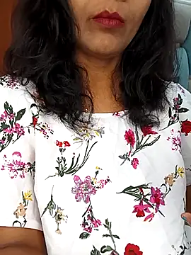 Snapshot of Marathi_rani2 chatting on 6, 11, 2025 Marathi rani2 online show from 6, 11, 2025