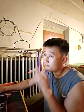 Snapshot of Fengbaby-555 chatting on 12, 9, 2025 Fengbaby-555 online show from 12, 9, 2025