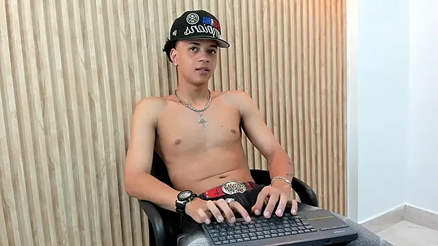 Snapshot of MARSHALL_SPENCER chatting on 11, 9, 2025 MARSHALL SPENCER online show from 11, 9, 2025