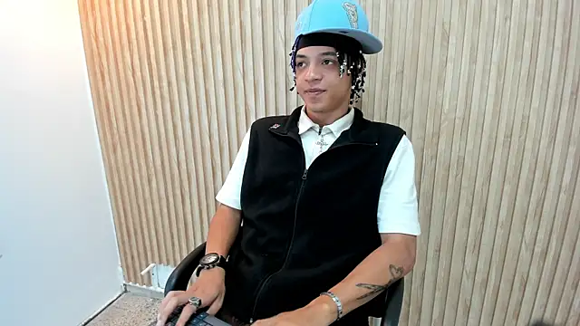 Snapshot of MARSHALL_SPENCER chatting on 15, 9, 2025 MARSHALL SPENCER online show from 15, 9, 2025