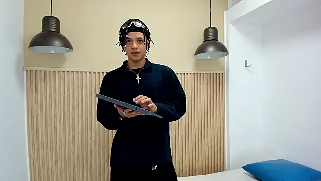 Snapshot of MARSHALL_SPENCER chatting on 17, 9, 2025 MARSHALL SPENCER online show from 17, 9, 2025