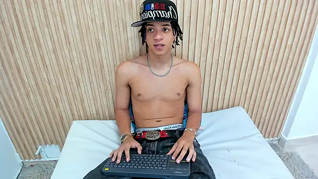 Snapshot of MARSHALL_SPENCER chatting on 10, 10, 2025 MARSHALL SPENCER online show from 10, 10, 2025