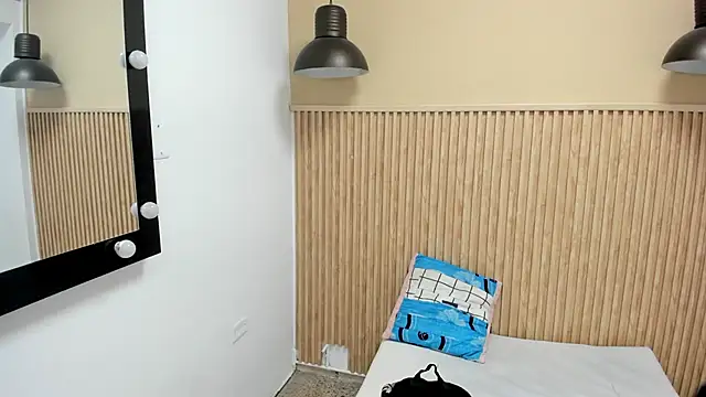 Snapshot of MARSHALL_SPENCER chatting on 21, 10, 2025 MARSHALL SPENCER online show from 21, 10, 2025