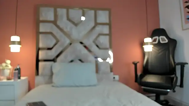 Electra Gosselin online show from 10, 1, 2026