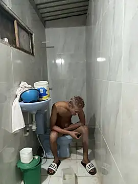 Boy hot- online show from 28, 2, 2026