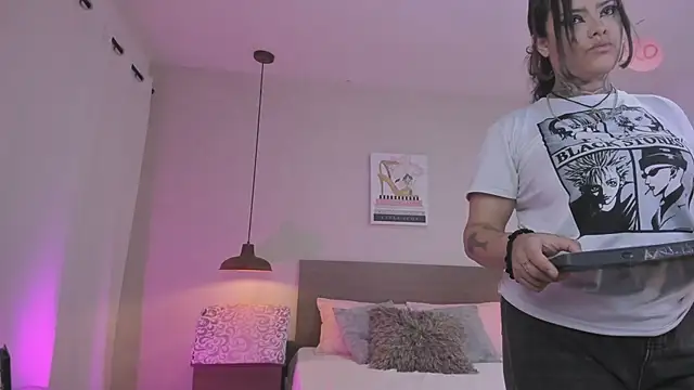 Katyrousee online show from 21, 2, 2026