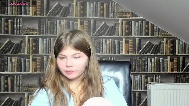 Snapshot of Lilly_Jess chatting on 6, 11, 2025 Lilly Jess online show from 6, 11, 2025