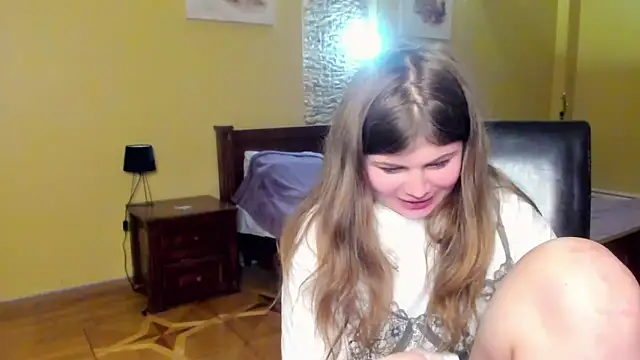 Snapshot of Lilly_Jess chatting on 13, 11, 2025 Lilly Jess online show from 13, 11, 2025