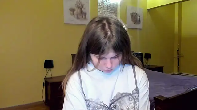 Snapshot of Lilly_Jess chatting on 15, 11, 2025 Lilly Jess online show from 15, 11, 2025