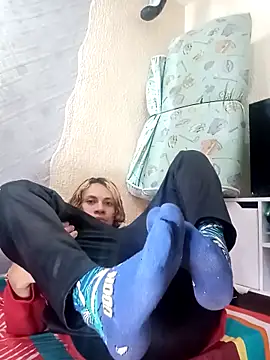 kittymutant99 online show from 2, 12, 2025