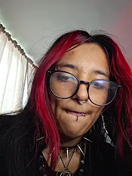 carolinerue online show from 10, 3, 2026