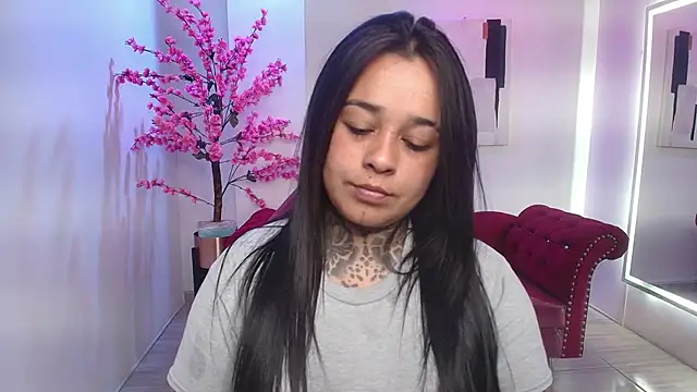 Black roseee online show from 26, 11, 2025