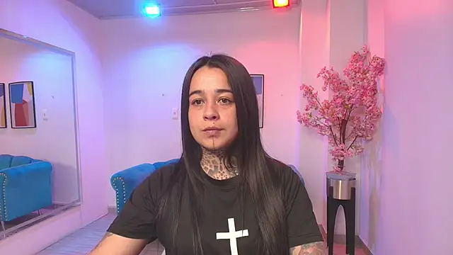 Snapshot of Black_roseee chatting on 22, 4, 2026 Black roseee online show from 22, 4, 2026