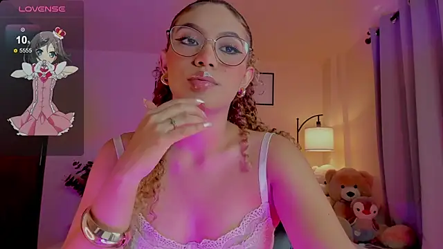 Snapshot of OxanaFedorova1- chatting on 8, 6, 2026 OxanaFedorova1- online show from 8, 6, 2026