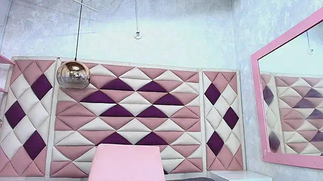 Snapshot of abbyrouss_ chatting on 19, 9, 2025 abbyrouss online show from 19, 9, 2025