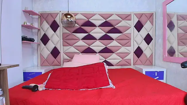 Snapshot of abbyrouss_ chatting on 21, 9, 2025 abbyrouss online show from 21, 9, 2025