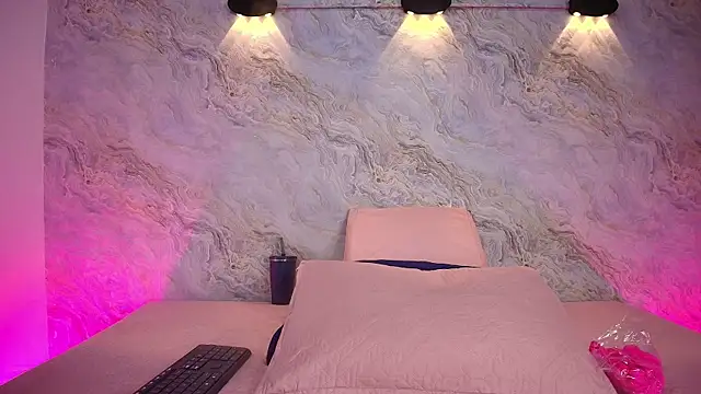 Snapshot of abbyrouss_ chatting on 2, 10, 2025 abbyrouss online show from 2, 10, 2025