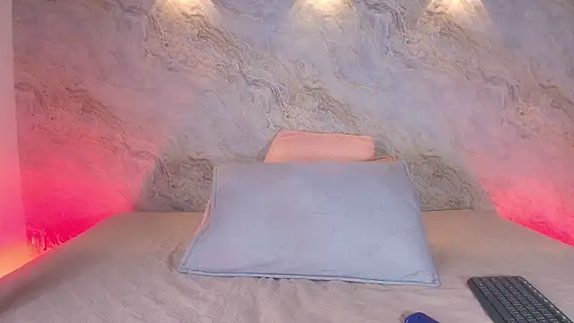 Snapshot of abbyrouss_ chatting on 7, 11, 2025 abbyrouss online show from 7, 11, 2025