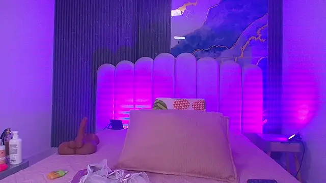 abbyrouss  online show from 23, 12, 2025