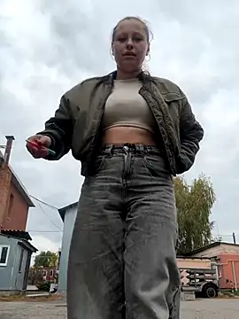 Jessie Queen 1 online show from 6, 10, 2025