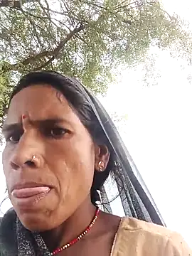 Snapshot of Sm_sanjna chatting on 21, 10, 2025 Sm sanjna online show from 21, 10, 2025