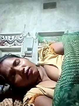 Snapshot of Cm_pooja chatting on 14, 10, 2025 Cm pooja online show from 14, 10, 2025