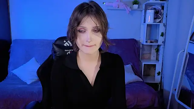 Snapshot of Zombaby chatting on 15, 9, 2025 Zombaby online show from 15, 9, 2025