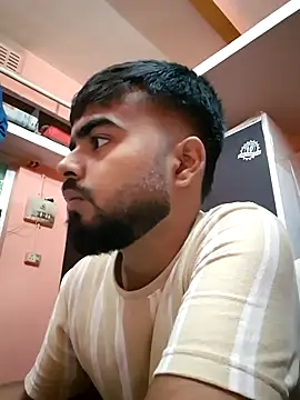 Snapshot of soniriyaa010101 chatting on 8, 11, 2025 soniriyaa010101 online show from 8, 11, 2025