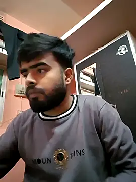 Snapshot of soniriyaa010101 chatting on 5, 12, 2025 soniriyaa010101 online show from 5, 12, 2025