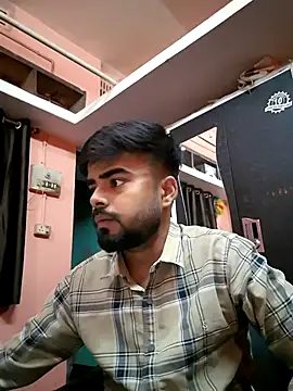 soniriyaa010101 online show from 6, 4, 2026