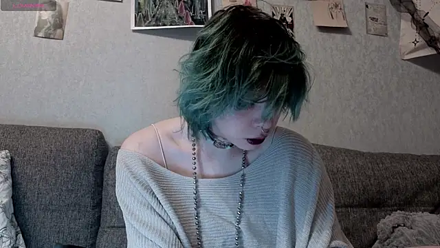 Snapshot of Alice_Zev chatting on 27, 10, 2025 Alice Zev online show from 27, 10, 2025