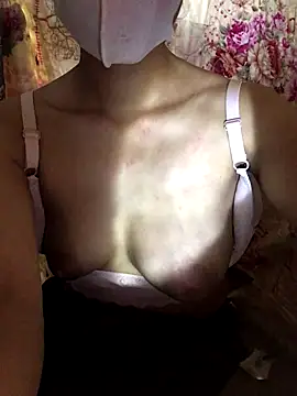 Snapshot of Mollie_jane chatting on 12, 9, 2025 Mollie jane online show from 12, 9, 2025