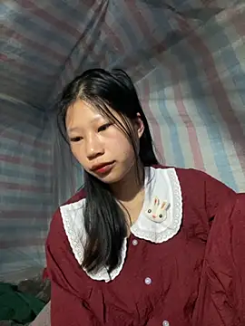 Snapshot of Mollie_jane chatting on 1, 11, 2025 Mollie jane online show from 1, 11, 2025