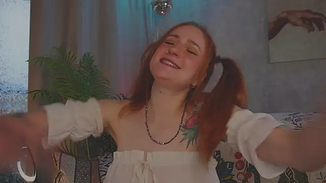 Charming winky online show from 4, 10, 2025