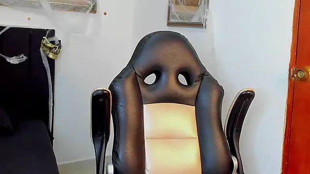 Snapshot of cassian_gold chatting on 22, 10, 2025 cassian gold online show from 22, 10, 2025