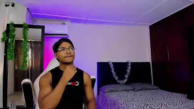 Snapshot of cassian_gold chatting on 20, 12, 2025 cassian gold online show from 20, 12, 2025