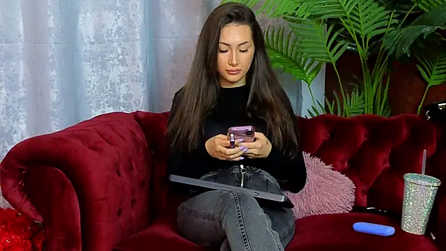 CanndyChloe online show from 2, 10, 2025