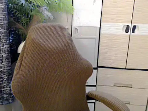 cutie milker online show from 25, 2, 2026