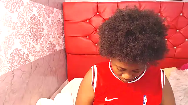 Snapshot of amijacobs chatting on 24, 10, 2025 amijacobs online show from 24, 10, 2025