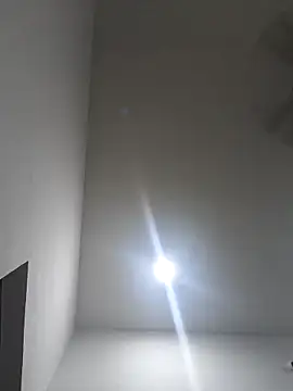 Snapshot of Chanderi19 chatting on 28, 9, 2025 Chanderi19 online show from 28, 9, 2025