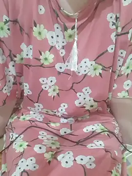 Snapshot of Lamya-dalo3a chatting on 11, 11, 2025 Lamya-dalo3a online show from 11, 11, 2025