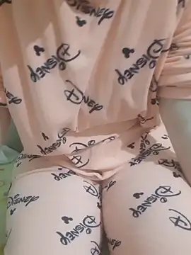 Snapshot of Lamya-dalo3a chatting on 18, 11, 2025 Lamya-dalo3a online show from 18, 11, 2025