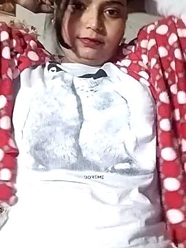 Hot-Pooja25 online show from 8, 2, 2026