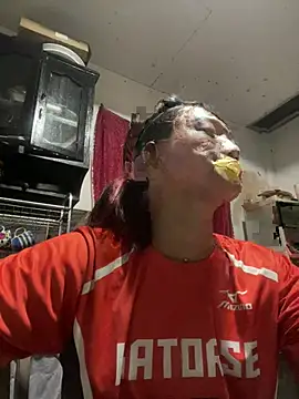 cassie cakes online show from 27, 4, 2026