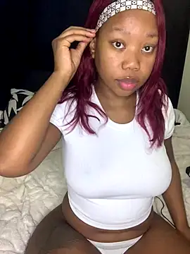 Snapshot of scrumptiousbaby chatting on 29, 9, 2025 scrumptiousbaby online show from 29, 9, 2025